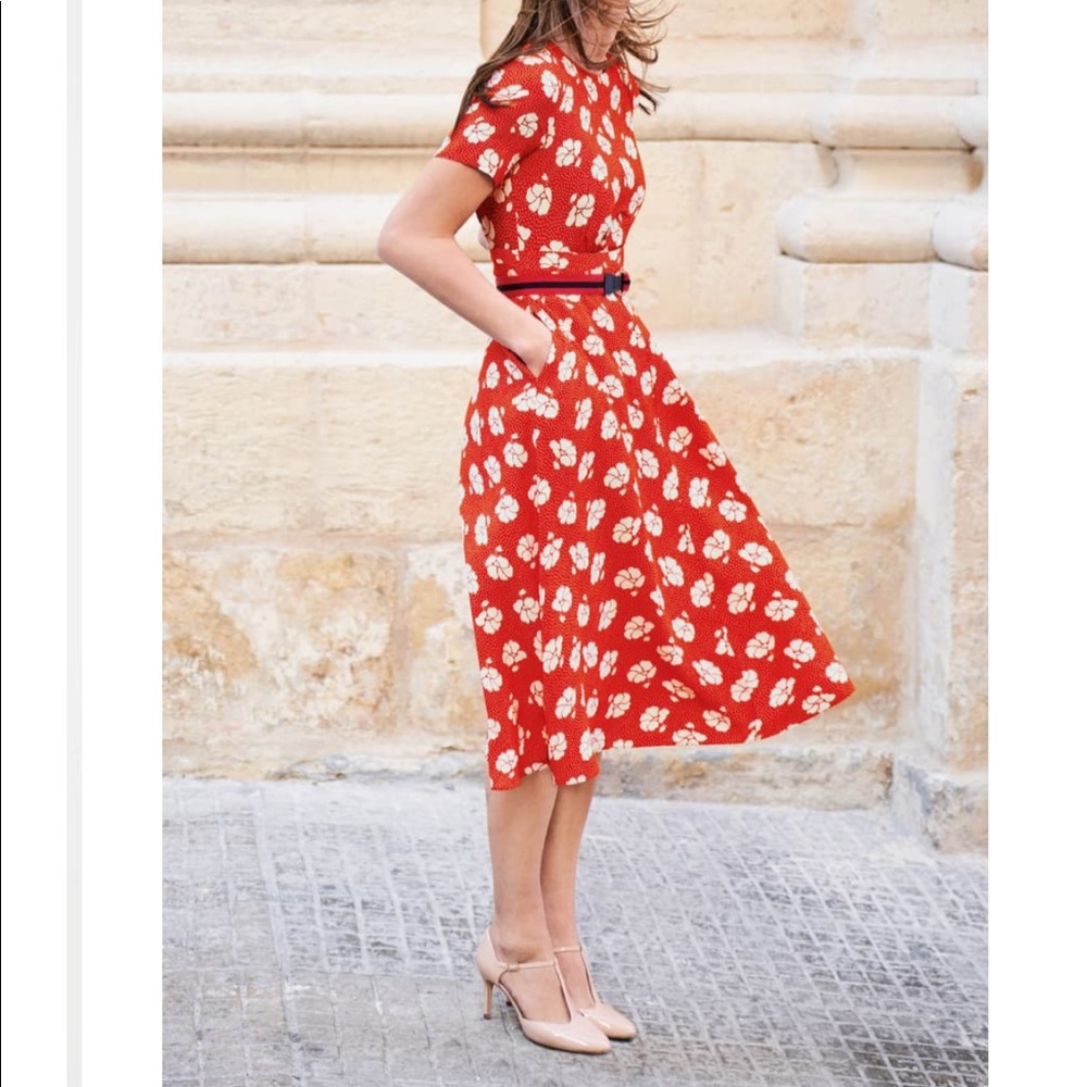 Boden Floral Ruth Midi Dress in Red. Size 8R